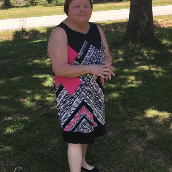 Meet your Posher, Kay - Picture 1 of 1